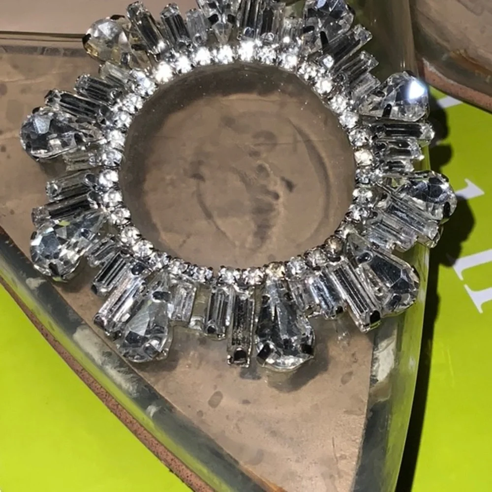 Gianni Bini Vailie Ankle Strap Pointy Flat SZ 8 in Clear PVC - Picture 4 of 16